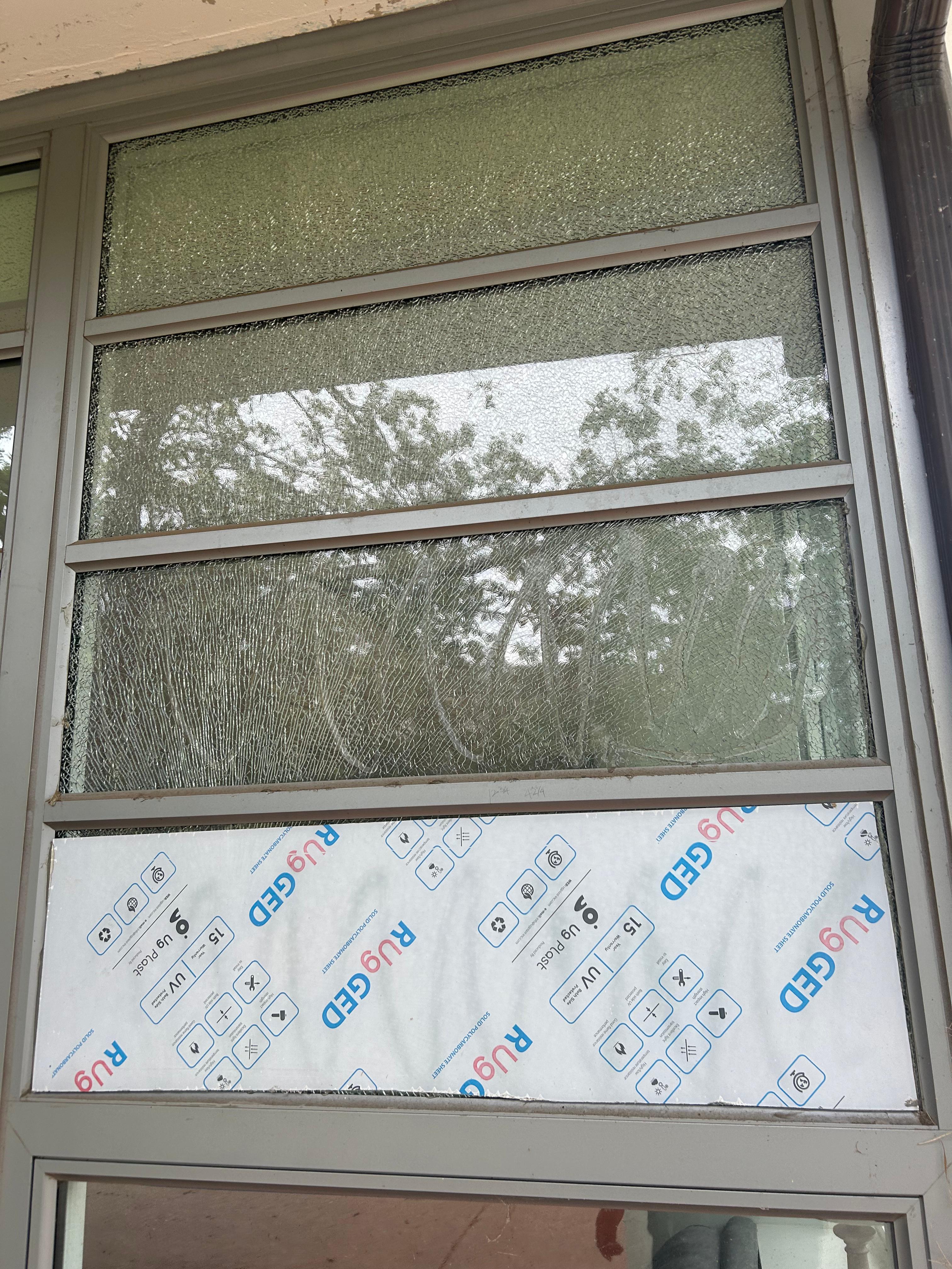 Edge Glass - Tempered glass window installation